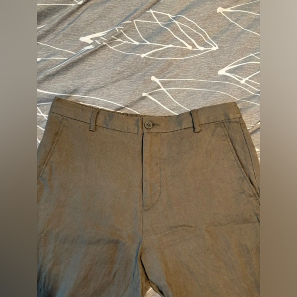 Zara Men's Olive Chino Pants
